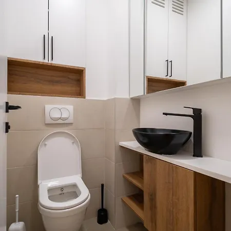 Istiqlal Apartament *