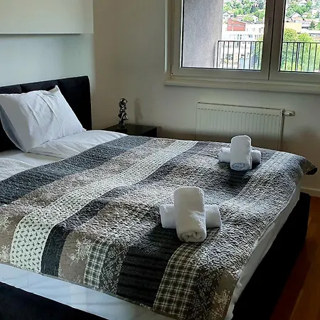 公寓 Istiqlal 塞拉耶佛